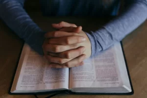 Read more about the article ቅድስናን መከታተል፤ ከጄሪ ብሪጅስ ጋራ የተደረገ ቃለ ምልልስ